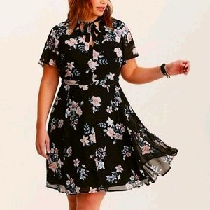 TORRID FLORAL CHIFFON SKATER DRESS